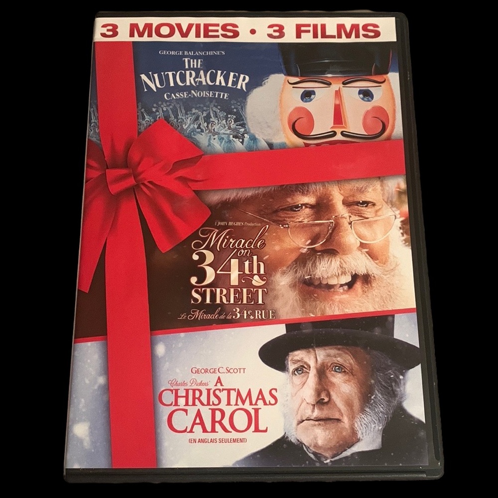 ☄️2/$15☄️Christmas movies set of 3